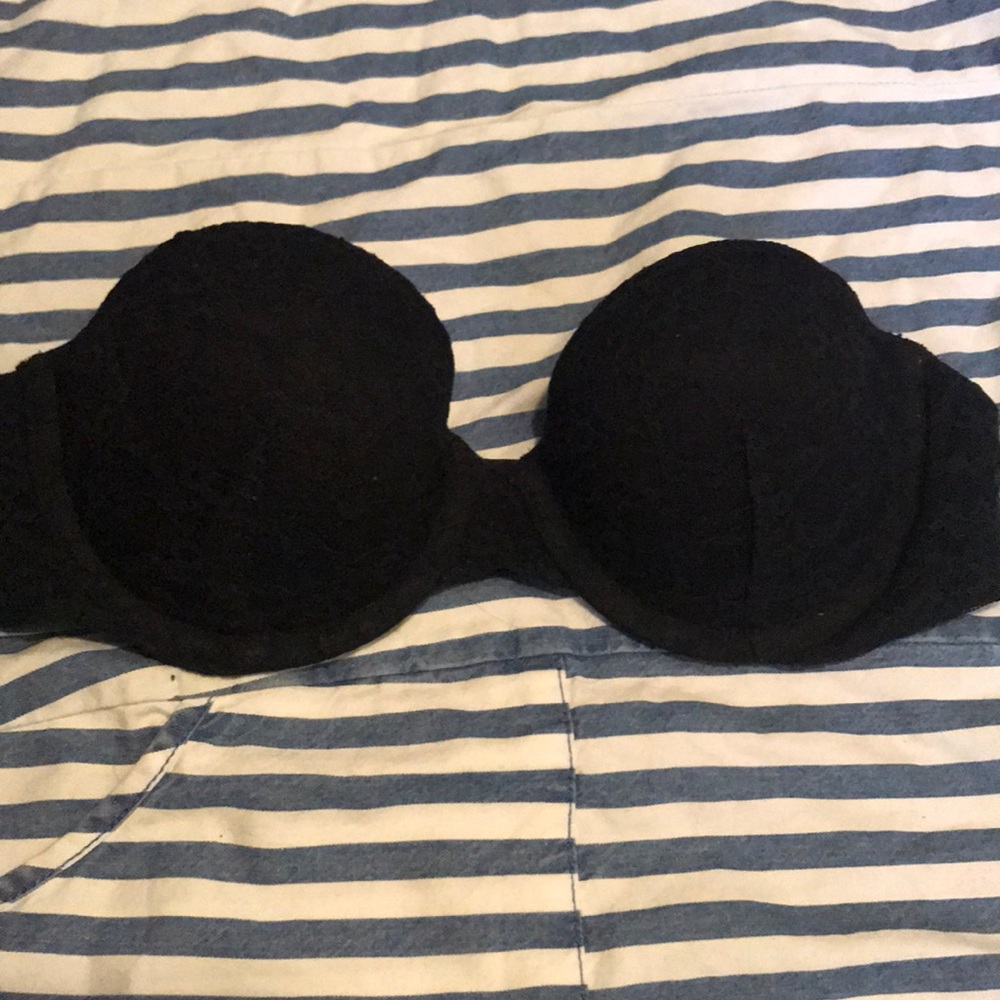 Victoria’s Secret Black Lace Strapless Bra 32B